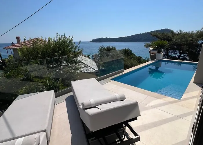 Βίλα Dottori Κοίνυρα