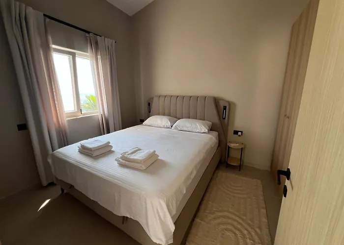 Dottori * Κοίνυρα